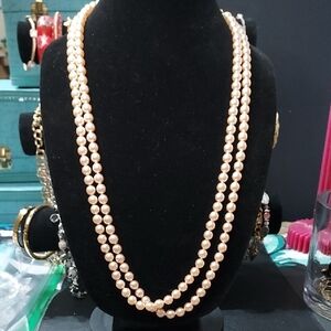 60 Inch Joan Rivers Vintage Classic Pearl Necklace